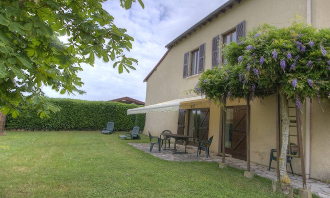 Notre-Dame-de-Boisset Cottage | Country cottage with stove, enclosed garden and WIFI