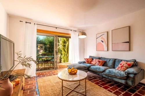 Alcantarilha Apartment | Country chic duplex in Algarve