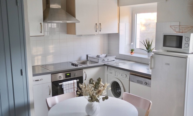 Ploneour-Lanvern Cottage | Country cottage near the sea - Gîte Ty Nonna