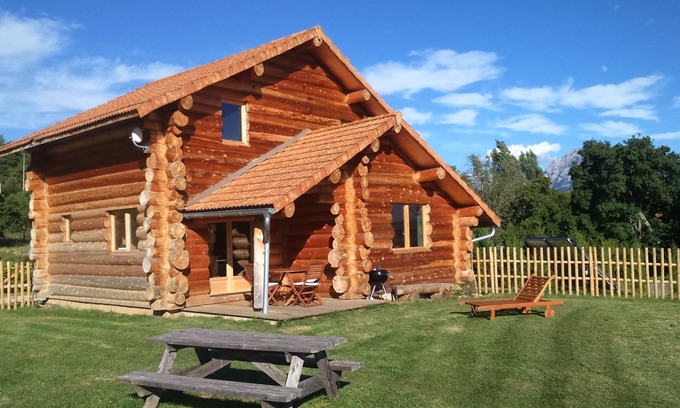 Chorges Ski Chalet | Country Cottage/Gite - CHORGES