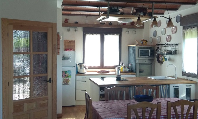 Huerta de Abajo House | Country house in the Sierra de la Demanda