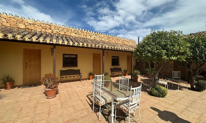 Fuente Alamo de Murcia Villa | Country Retreat Villa. With private swimming pool in Murcia.