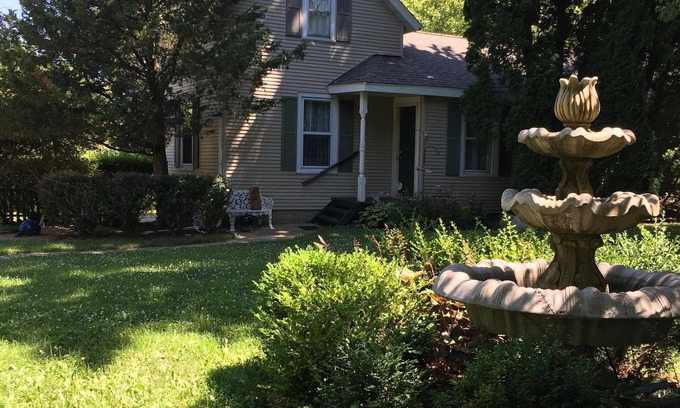 Afton House | Country Guesthouse at Wind Ridge Herb Farm