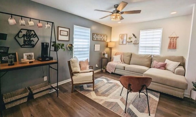 Noblesville House | Country Heaven - 7 min Ruoff Music Center