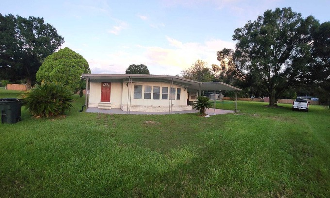 Wesley Chapel House | Country Home in the City with and Acre of Land