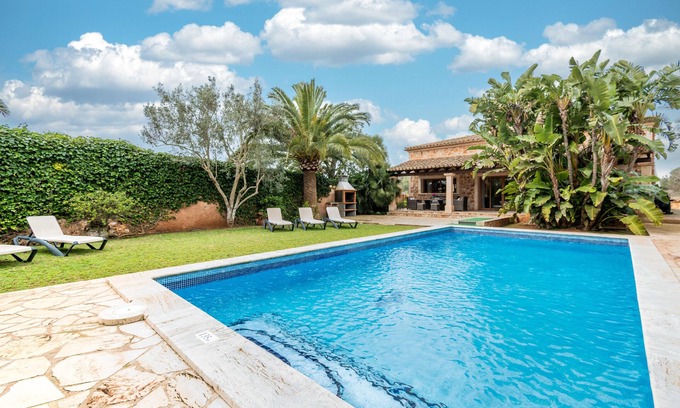 Santanyi Villa | Country House 'Casa Brava' with Private Pool, Wi-Fi and Air Conditioning