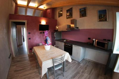 Serralunga d'Alba Apartment | Country house la rosa dei vini