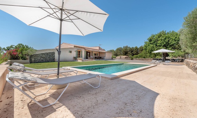 Son Servera Villa | Country House 'Laurel' with Mountain View, Private Pool and Wi-Fi