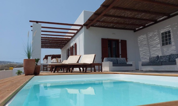 Monolithos Villa | Country House 'Pasithea' with Sea View, Wi-Fi and Air Conditioning