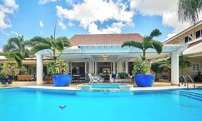 Casa de Campo Villa | Country House Prestigious Villa located in hills