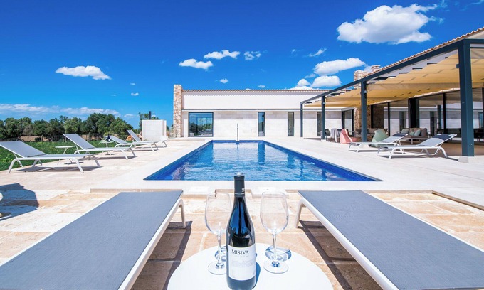 Ariany Villa | Country House 'Son Quillot 2' with Mountain View, Wi-Fi and Air Conditioning