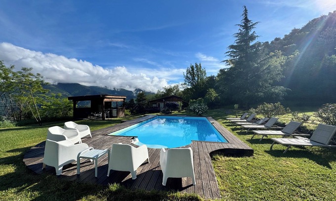 Sospel House | Country house with swimming pool surrounded by nature on 3ha of land