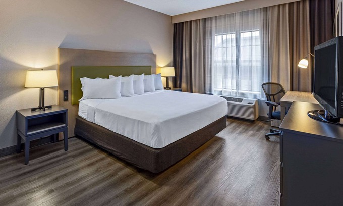 Salisbury Hotel | Country Inn & Suites by Radisson, Salisbury, MD