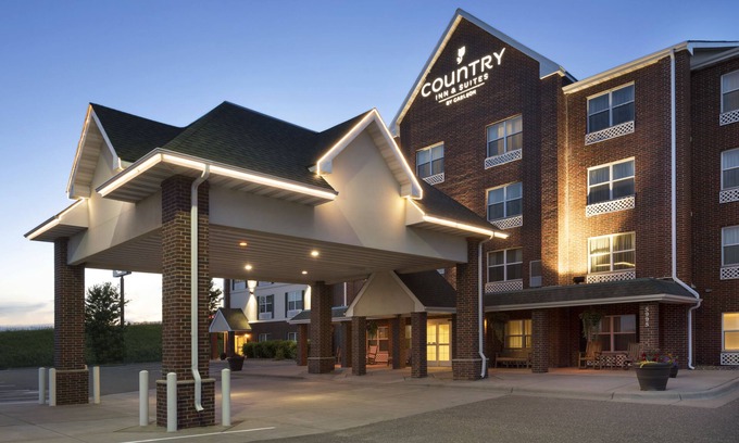 Shoreview Hotel | Country Inn & Suites by Radisson, Shoreview-Mounds View, MN