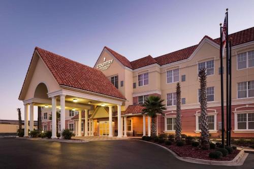 Crestview Hotel | Country Inn & Suites by Radisson, Crestview, FL