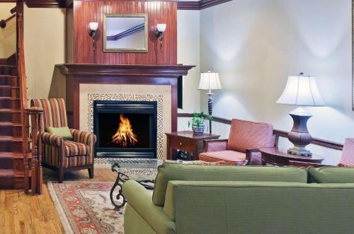 Tulsa Hotel | Country Inn & Suites by Radisson, Tulsa, OK