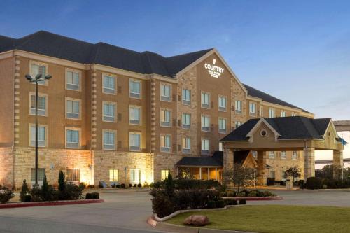 Quail Creek Hotel | Country Inn & Suites by Radisson, Oklahoma City - Quail Springs, OK