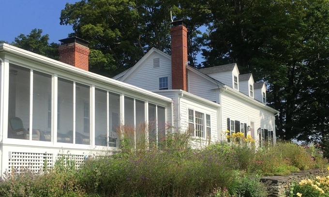 Worthington Other | Country living with hill town views above the clouds!