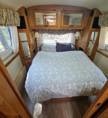 Divide House | Country Mountain Airstream