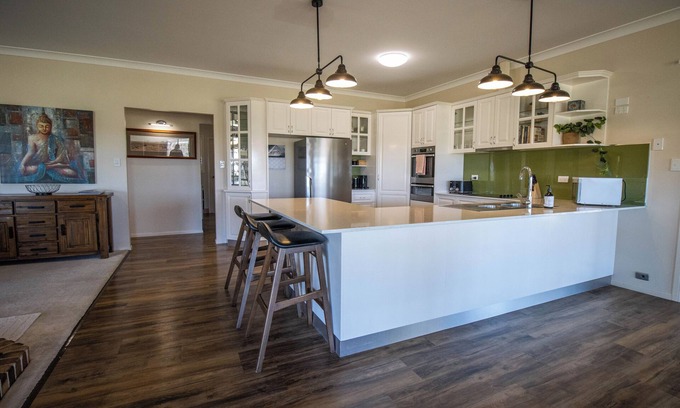 Applethorpe Other | Country Retreat, private, pet friendly only 5 minutes from Stanthorpe.