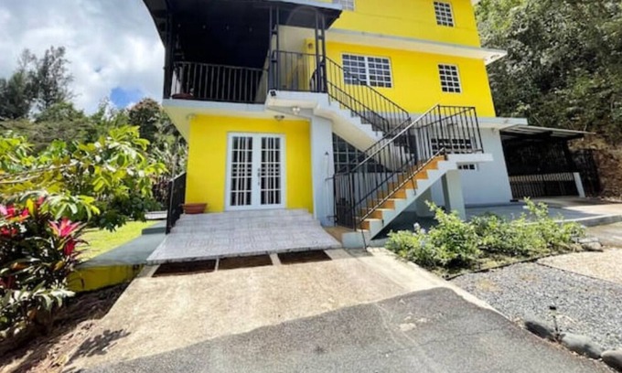 Almirante Norte House | Country side - sleeps up to 36 - 14 Beds, 5 Sofa