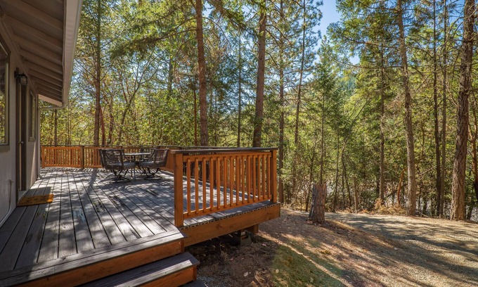 Medford Cabin | Country Studio Cabin