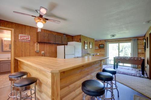 Mercer House | Country Vacation Rental in Mercer at Waterfall!