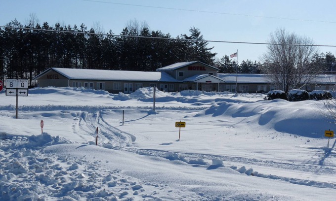 Tilden Hotel | Country Villa Motel and Country Camping