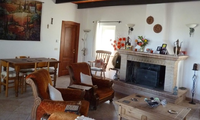 Marciano Villa | Country Villa, stunning views, swimming pool, total relaxation
