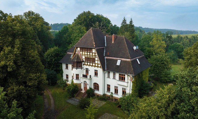 Kuhlen-Wendorf House | Country villa with 3 vacation apartments and sauna for families and friends