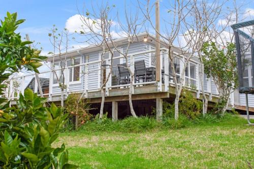 Mangere House | Countryside 4BR Family Home near Airport