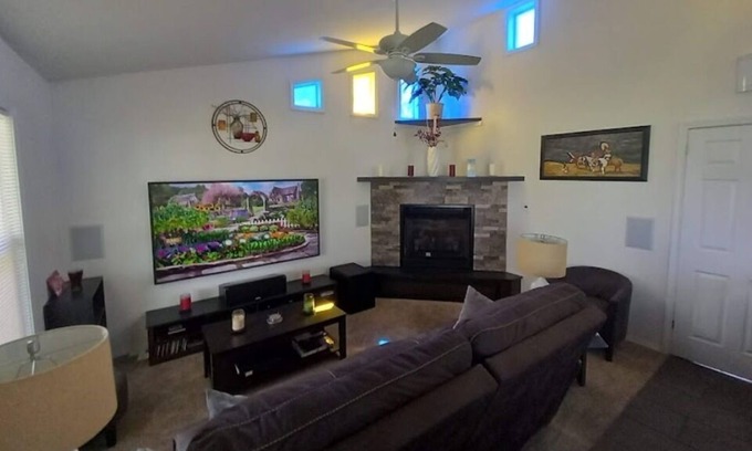 Vinita House | Countryside B & B
