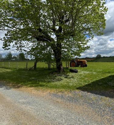 Asnois House | Countryside Gîte