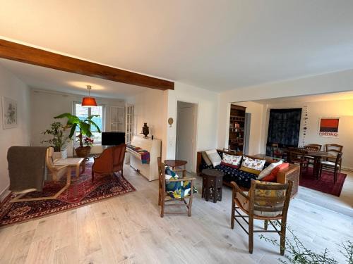 Chaville House | *Countryside in town * Close to Paris*