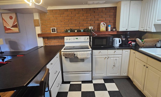 Elizabethtown-Kitley House | Countryside studio daylight basement apartment. 10 minutes to Brockville town