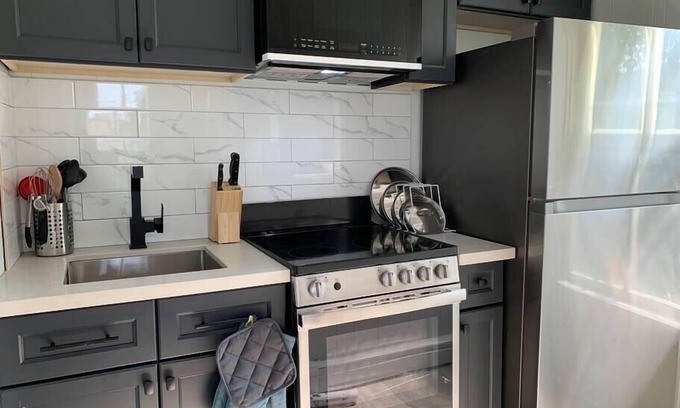 Wellington Apartment | County Cove - Consecon Suite