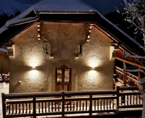 La Cote-d'Arbroz House | Couples Gem - Sensational views Nr Morzine