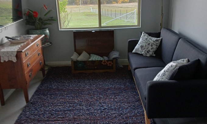Bundarra Bed & Breakfast | Couples hide away. Private. Quiet.15 minutes from Copeton dam water Park