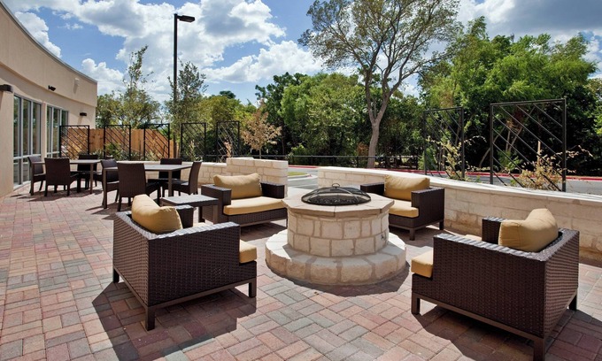 McNeil Hotel | Courtyard by Marriott Austin Parmer/Tech Ridge