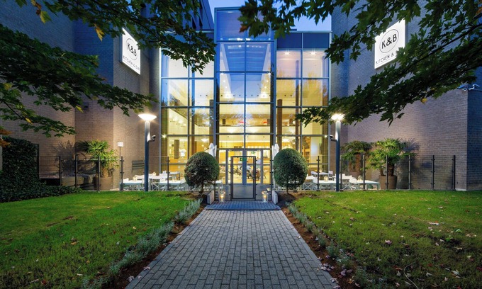 Evere Hotel | Courtyard by Marriott Brussels