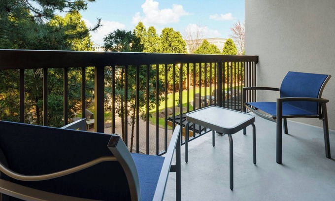 Bedford Park Hotel | Courtyard by Marriott Chicago Midway Airport