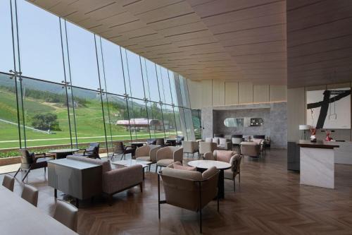 Chongli County Hotel | Courtyard by Marriott Chongli