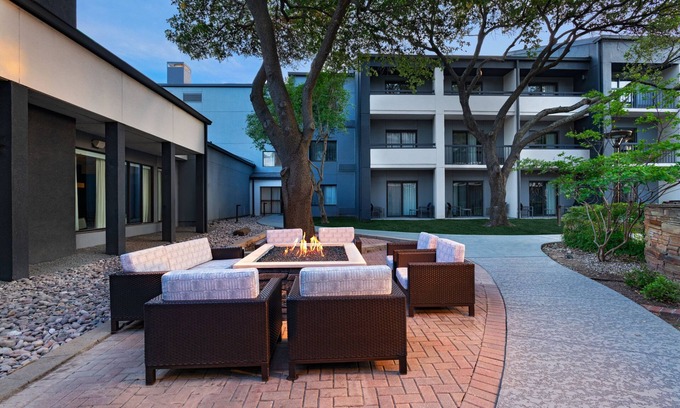 Richardson Hotel | Courtyard by Marriott Dallas Richardson at Spring Valley