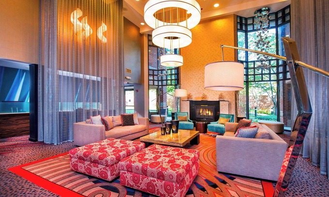 Potomac Falls Hotel | Courtyard by Marriott Dulles Town Center