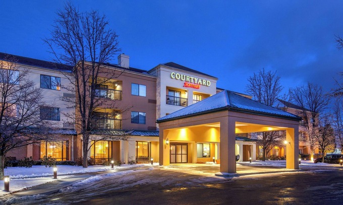 Manchester Hotel | Courtyard by Marriott Hartford Manchester