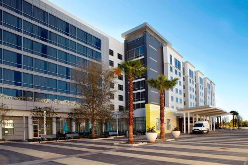 Lake Nona Medical City Hotel | Courtyard by Marriott Orlando Lake Nona