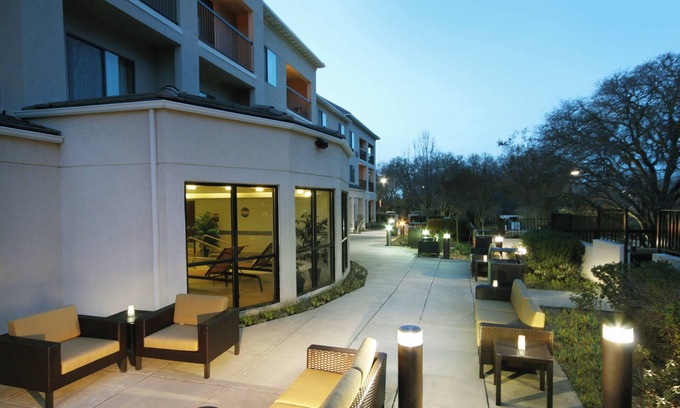East Roseville Parkway Hotel | Courtyard by Marriott Roseville