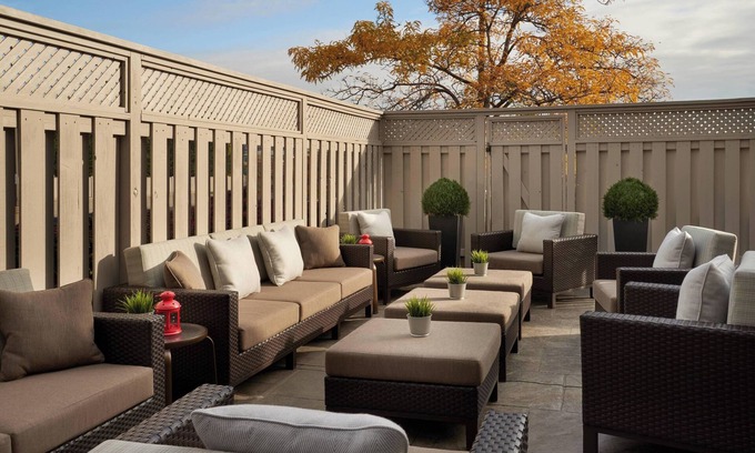 Northeast Mississauga Hotel | Courtyard by Marriott Toronto Airport