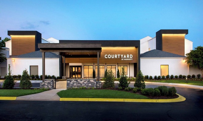 Calverton Hotel | Courtyard by Marriott Silver Spring North/White Oak