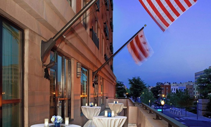 Navy Yard Hotel | Courtyard by Marriott Washington Capitol Hill/Navy Yard
